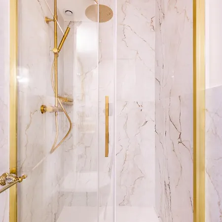 Cosy Et Chic Climatise A Montmartre Appartamento Parigi